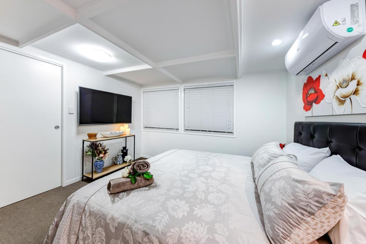 Апартаменты Belle Vue Manor Couples Retreat Маручидор Экстерьер фото